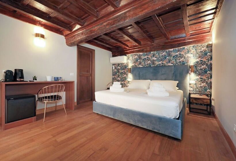 هتل Golden Pantheon Rooms