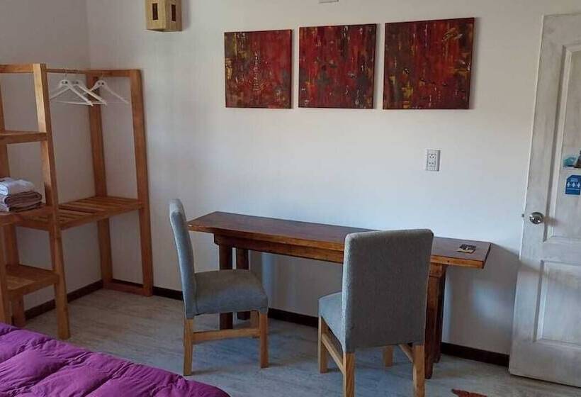 هتل Guanaca Lodge