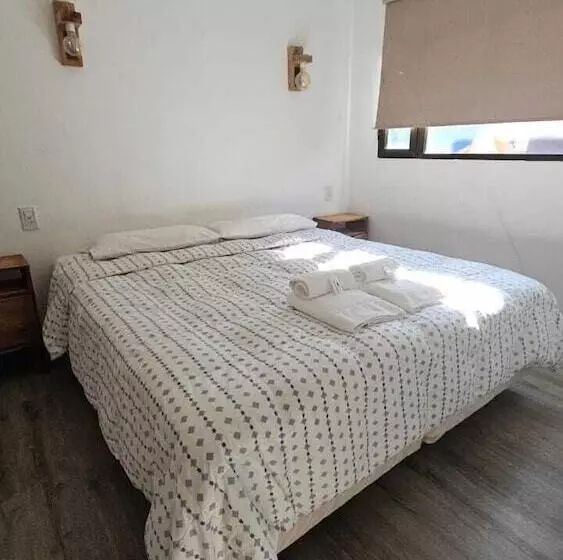 ホテル Guanaca Lodge