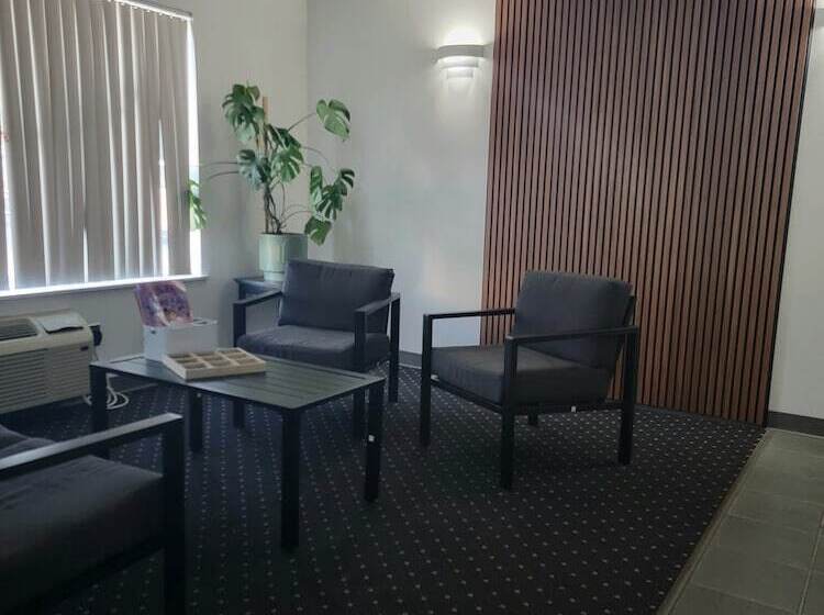 فندق Piper S Inn