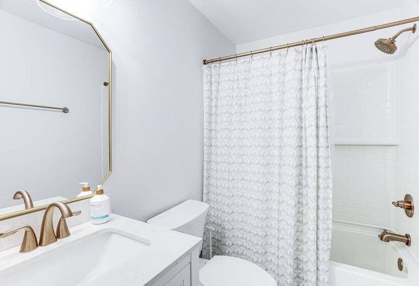 Mineral Cottage W/ Fire Pit: Steps To Lake Anna!