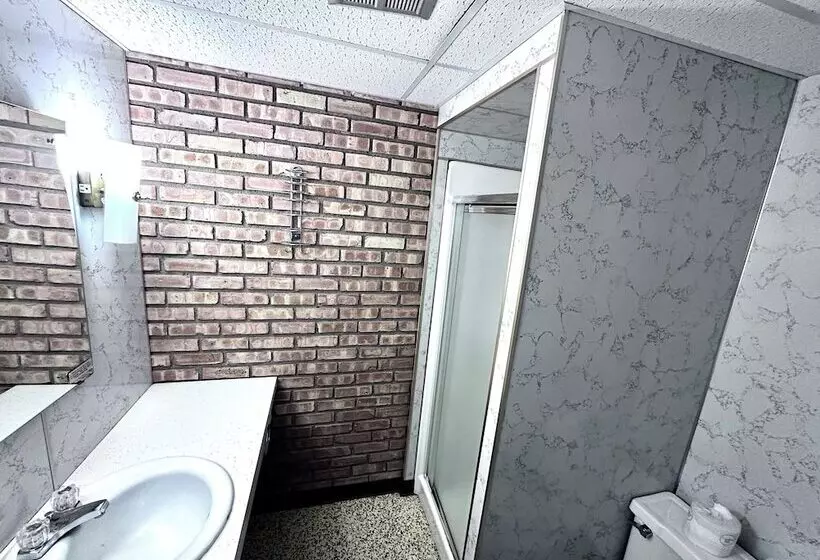 Motelli Budget Host Inn Manistique