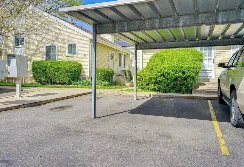Quiet West Valley City Home, Near Downtown Slc!