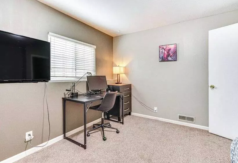 Quiet West Valley City Home, Near Downtown Slc!