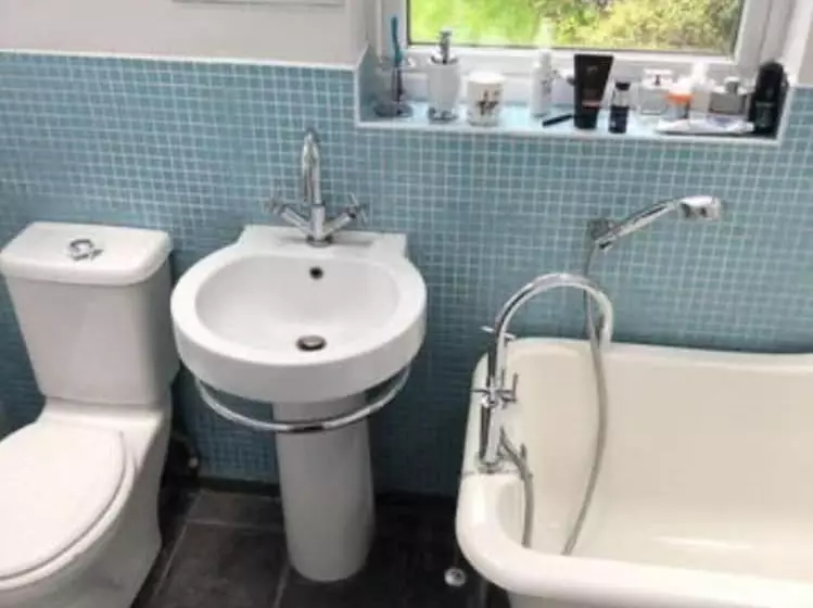 Residenssi Inviting 3 Bed House In Beckenham