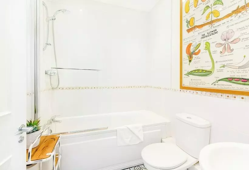 The Judges Lodgings Boutique