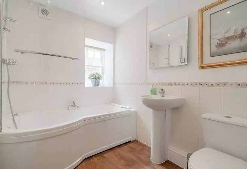 The Judges Lodgings Boutique