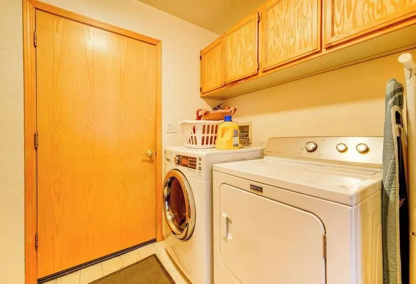 Truckee Home W/ Access To Tahoe Donner Amenities!