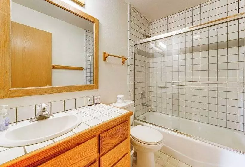 Truckee Home W/ Access To Tahoe Donner Amenities!