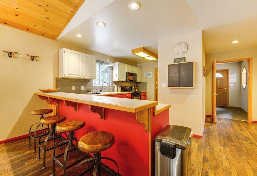 Truckee Home W/ Access To Tahoe Donner Amenities!