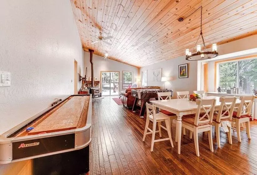 Truckee Home W/ Access To Tahoe Donner Amenities!