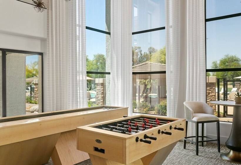 Two Cozysuites At Kierland Commons