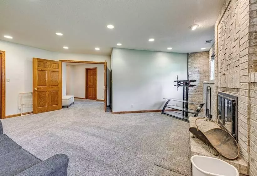 Wausau Home W/ Deck Near Rib Mountain State Park!