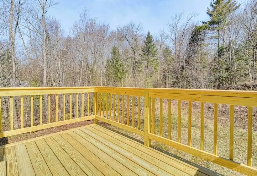 Charming Maine Retreat Near Skiing & Atv Park!
