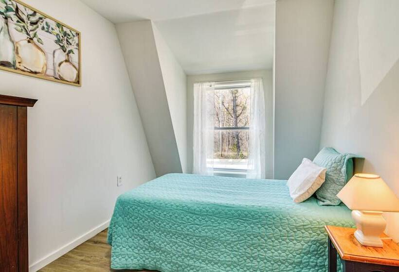 Charming Maine Retreat Near Skiing & Atv Park!