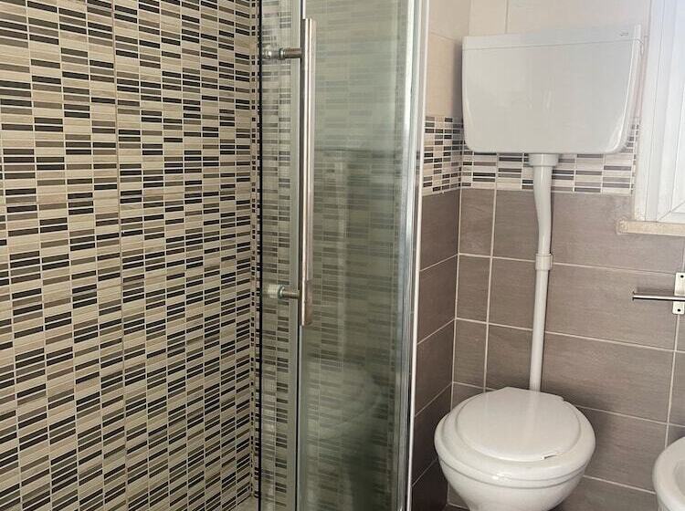 مسافرخانه Re Leone