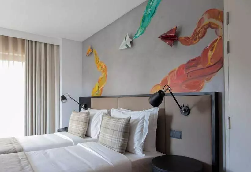 Hotelli Ibis Styles Lisboa Aeroporto