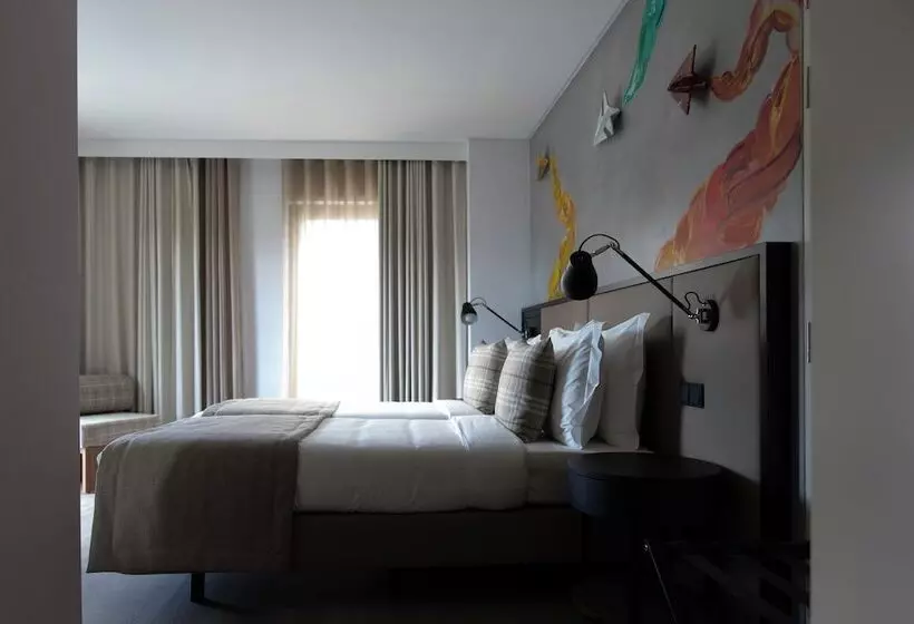 Hotelli Ibis Styles Lisboa Aeroporto