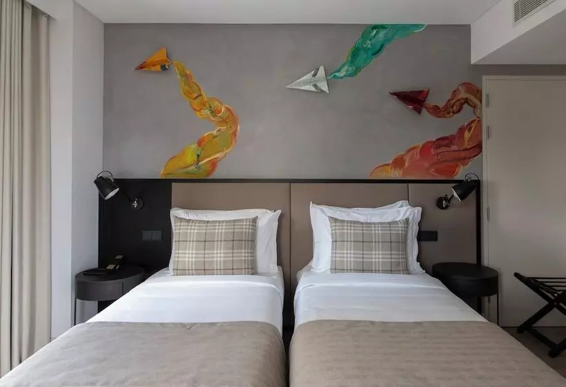 Hotelli Ibis Styles Lisboa Aeroporto