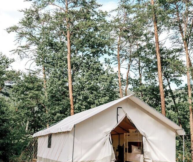 ホテル Timberline Glamping Cheaha