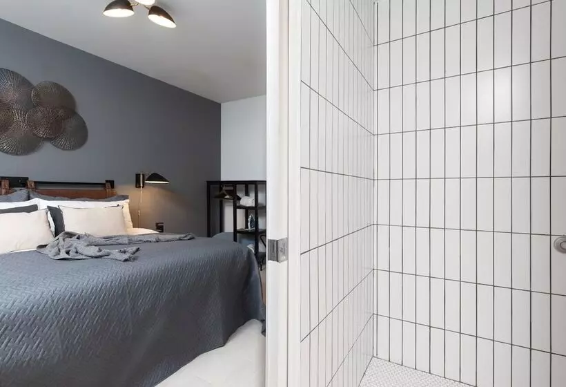 Kasa Collins Park Miami Beach Convention Center