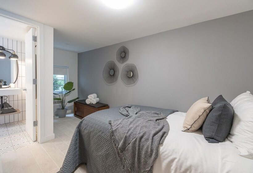 Kasa Collins Park Miami Beach Convention Center