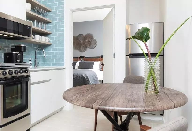 Kasa Collins Park Miami Beach Convention Center