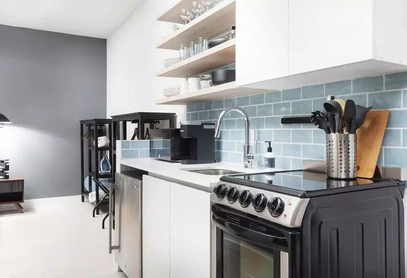 Kasa Collins Park Miami Beach Convention Center