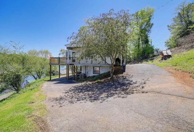 Kingsport  Boone Lake Hideaway  W/ Deck & Views!