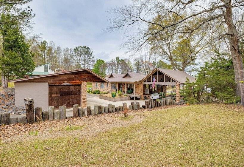 Lakefront Leesburg Home W/ Private Dock & Ramp!