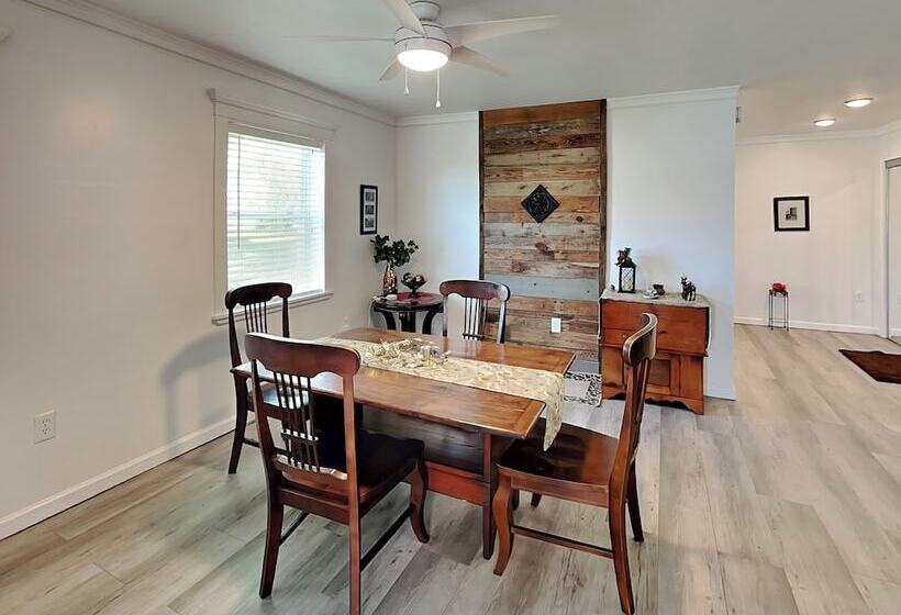 Little Bit Of Country