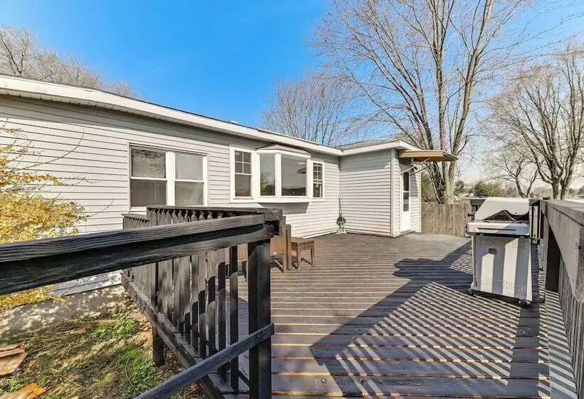 Loon Lake Home W/ Private Boardwalk & Dock