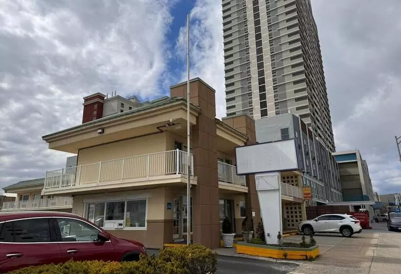 مُتل The Boards Ac