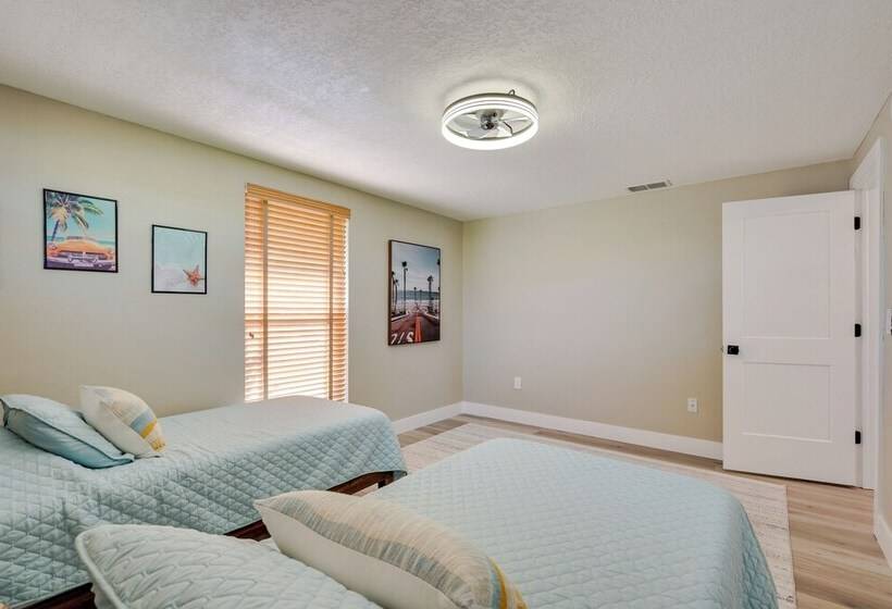 New Port Richey Home < 4 Mi To Downtown!