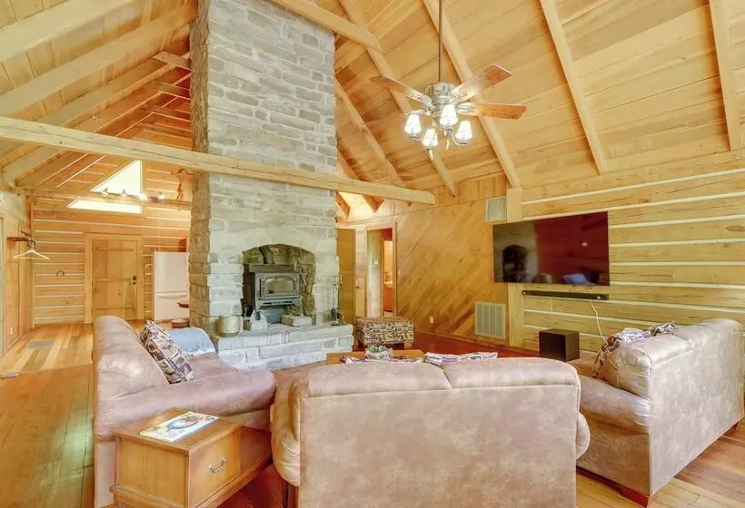 Peaceful Country Home < 5 Mi To Lake Cumberland