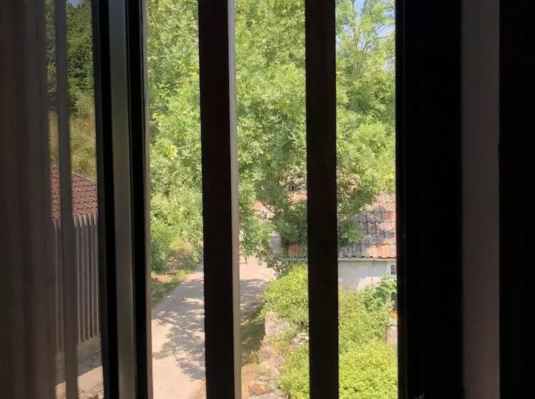 Residenssi Award Winning 6 Bed Hot Tub House In Batheaston