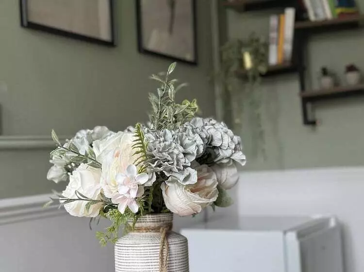 Residenssi Grace House   15 Minutes To Central London