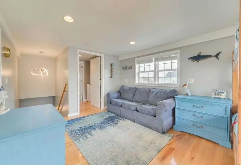 Riverfront Cheboygan Home W/ Dock ~ 4 Mi To Town!