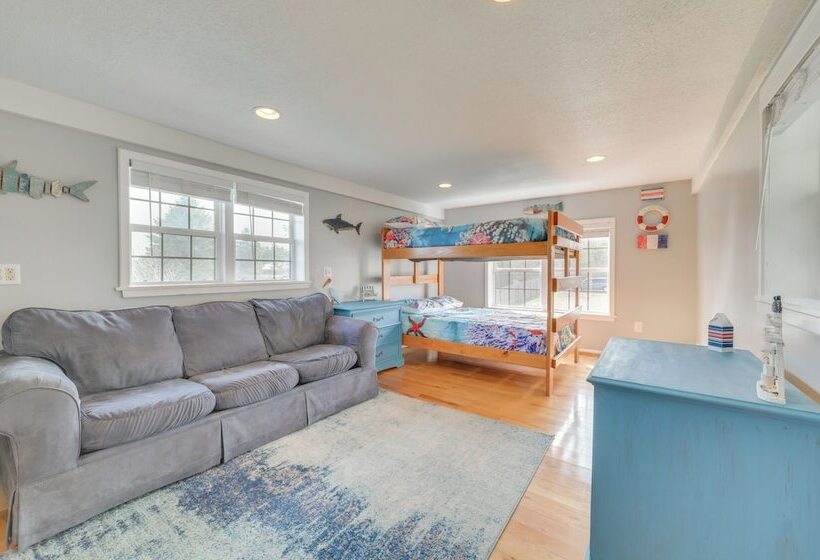 Riverfront Cheboygan Home W/ Dock ~ 4 Mi To Town!