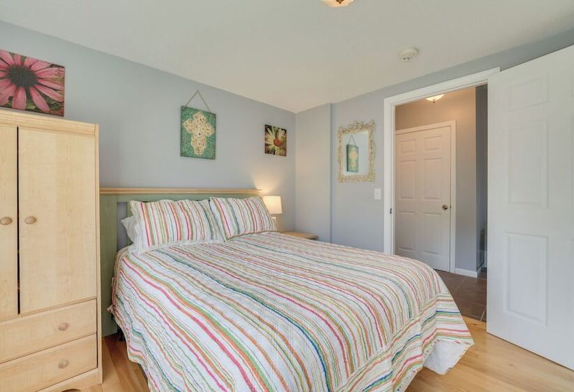 Riverfront Cheboygan Home W/ Dock ~ 4 Mi To Town!