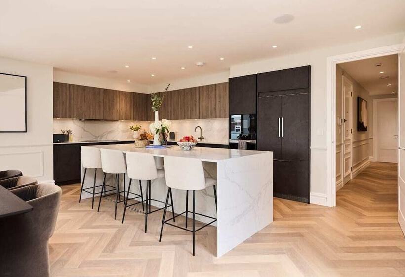 The Temple Fortune Crib Lovely 3bdr House With Balcony