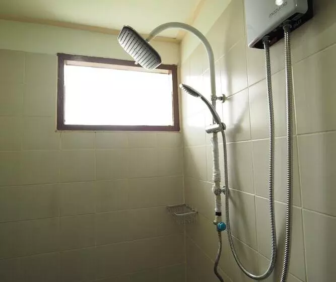 Arisa Hostel
