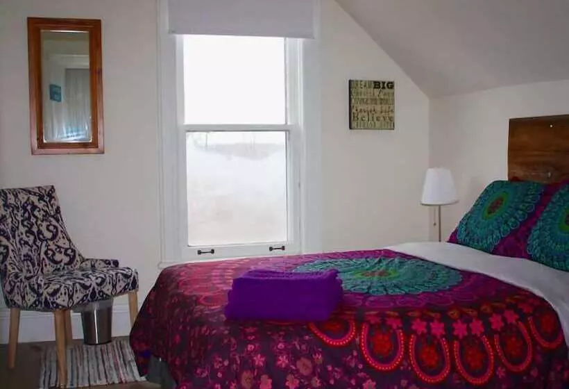 Aamiaismajoitus (B&B) Mapiya Retreat