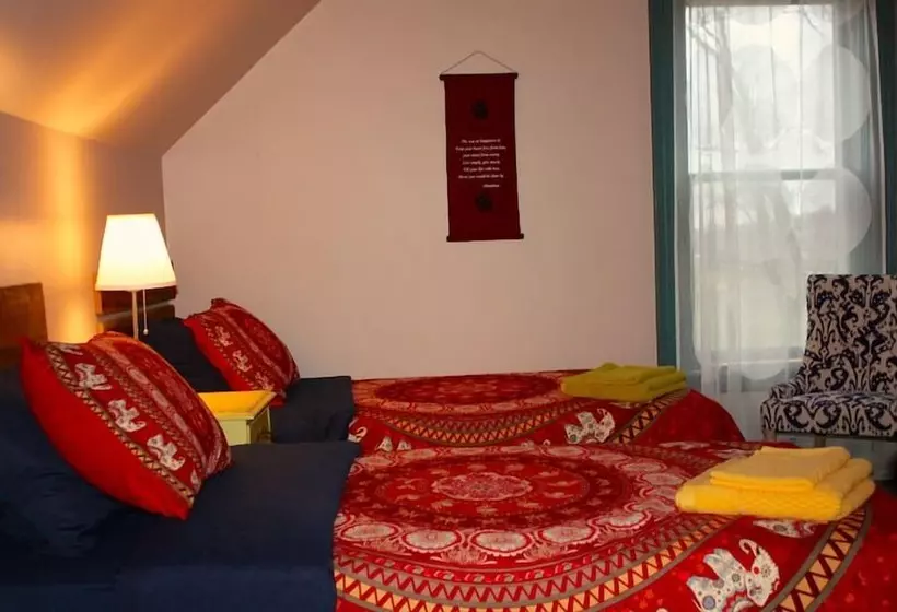 Aamiaismajoitus (B&B) Mapiya Retreat