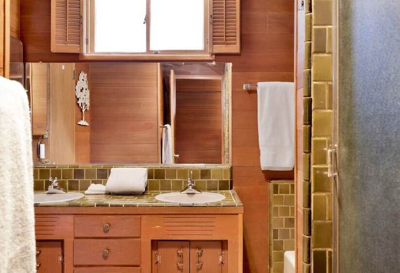 Cove Lakeview Cabin #2064