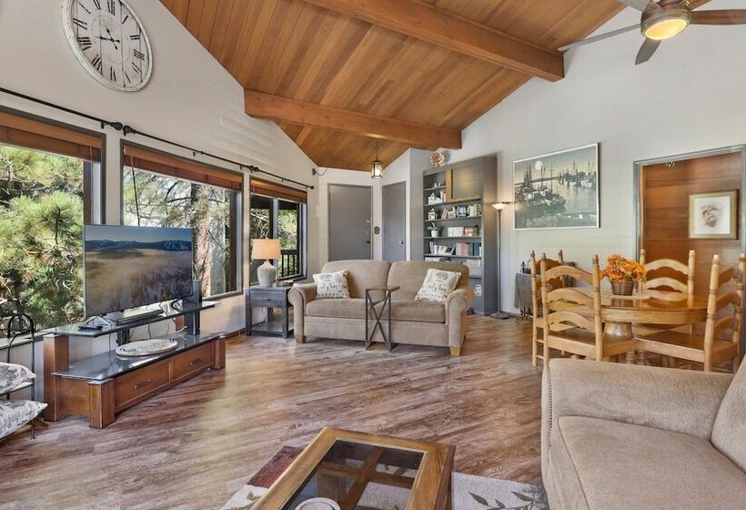 Cove Lakeview Cabin #2064