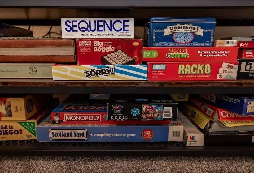 Lakeview Lookout #1978