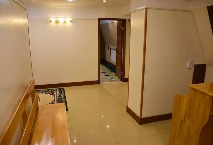 پانسیون Sunpath Mongolia Guest House