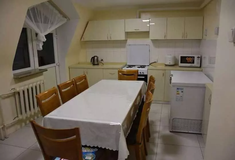 پانسیون Sunpath Mongolia Guest House