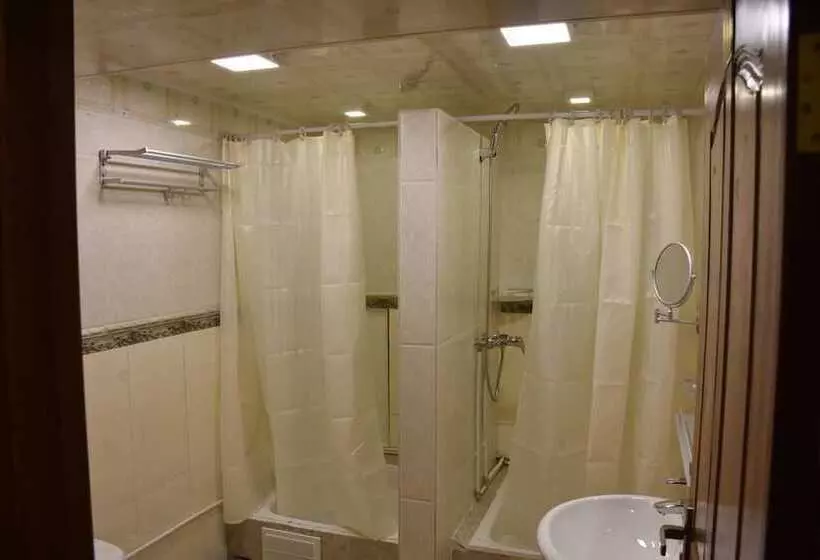 پانسیون Sunpath Mongolia Guest House